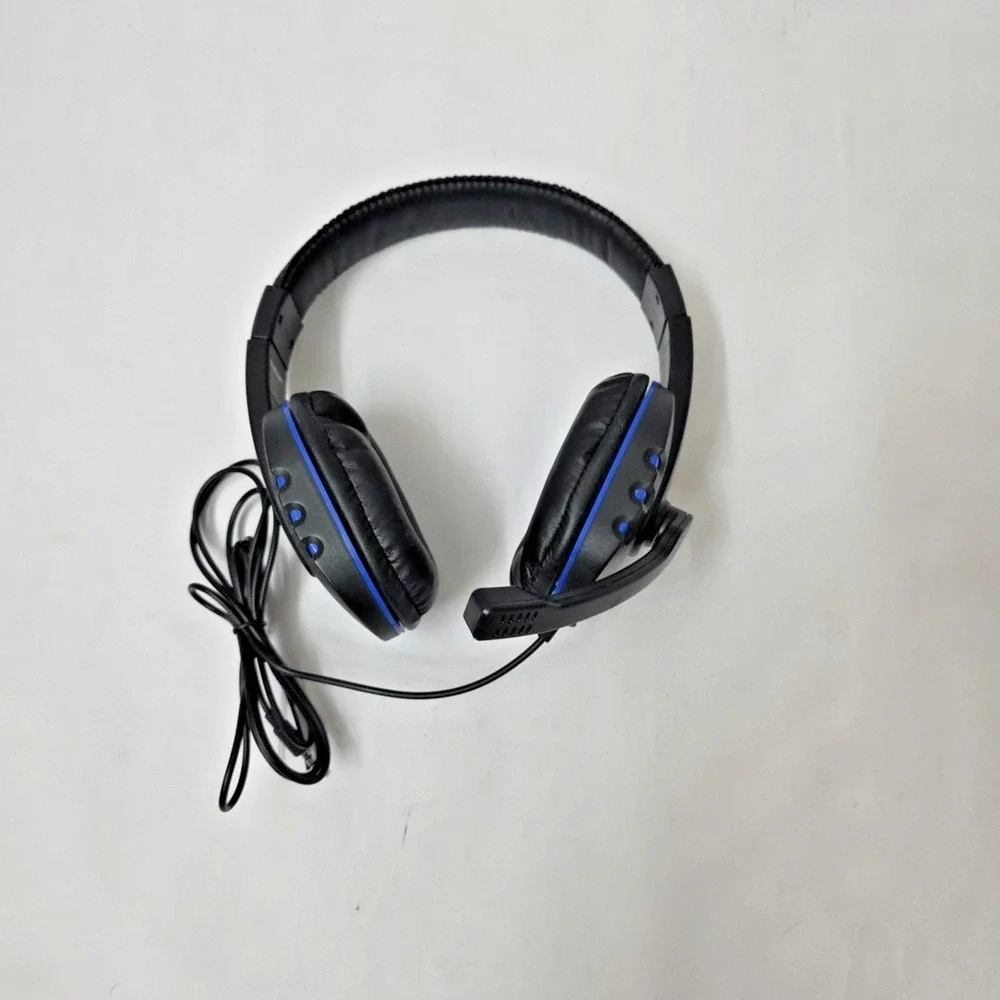 LVLUP Wired Stereo Gaming Headset w/ Mic 3.5mm PS4 PS5 Xbox Switch PC Black